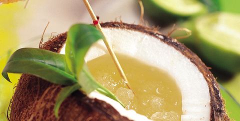 Coconut water, Coconut, Food, Juice, Ingredient, Drink, Plant, Produce, Lime, Dish, 