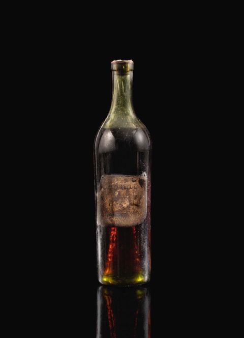 fles cognac uit 1762