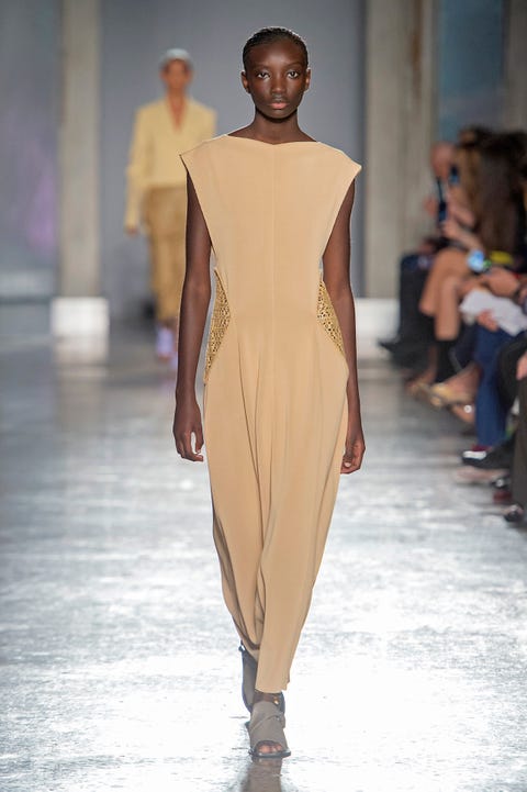 abiti-color-carne-moda-estate-2020 abiti color carne moda estate 2020