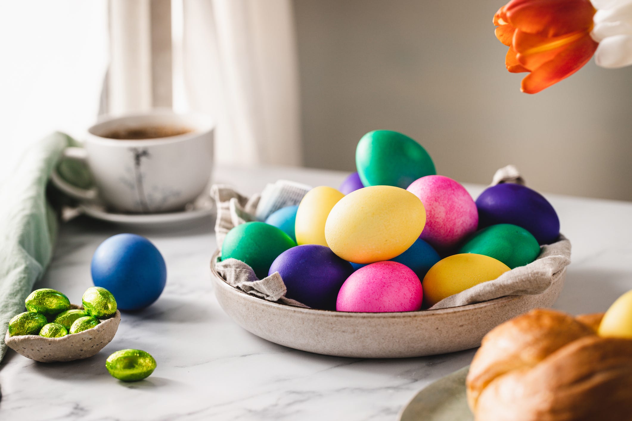 What You Should Know Before Eating Dyed Easter Eggs