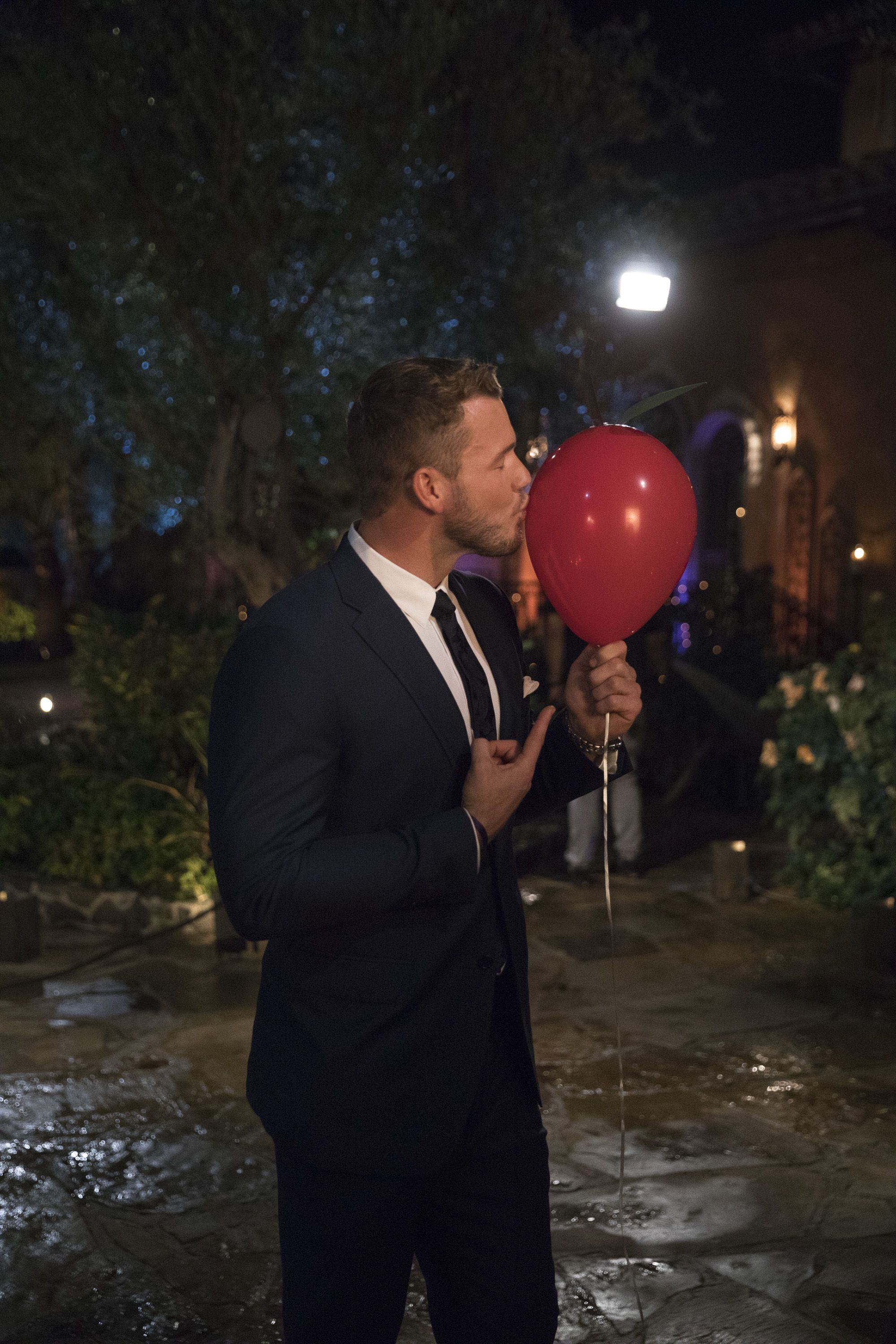 'Bachelor' 2019 Recap Week 1 - What Happened On Colton Underwood's ...