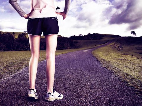 Human leg, People in nature, Waist, Shorts, Knee, Calf, Thigh, Sunlight, Muscle, Athletic shoe, 