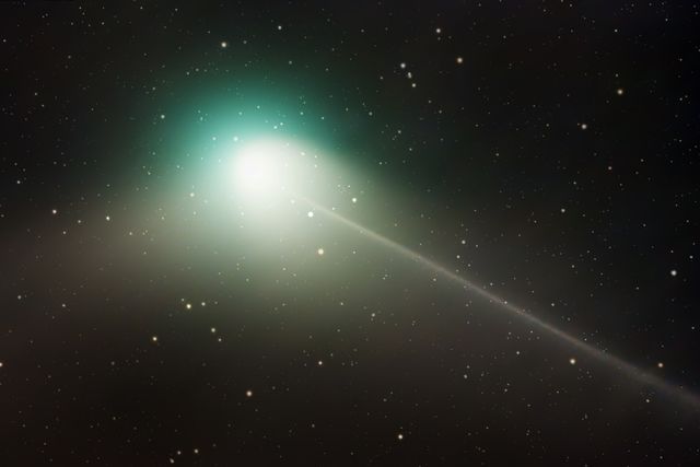 comet c 2022 e3 ztf cometa verde
