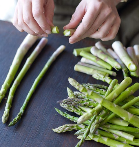 Trimming asparagus