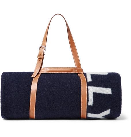 Handbag, Bag, Blue, Fashion accessory, Product, Shoulder, Brown, Tote bag, Shoulder bag, Luggage and bags, 