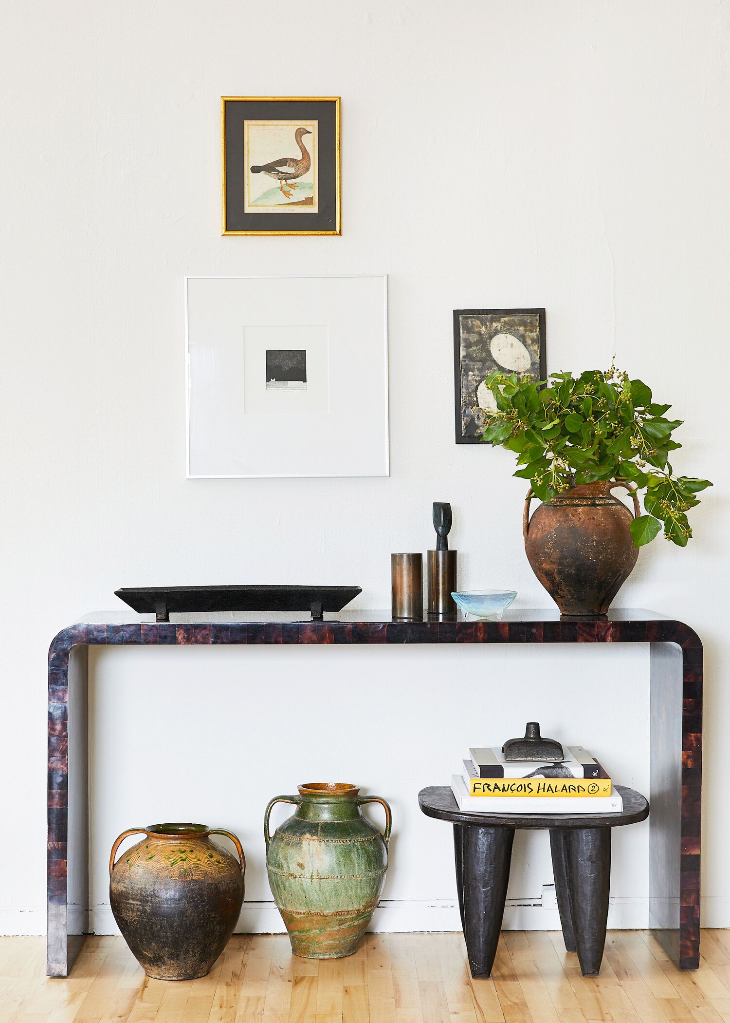 tenga en cuenta hélice persuadir 19 Console Table Decorating Ideas for Every Room In the House