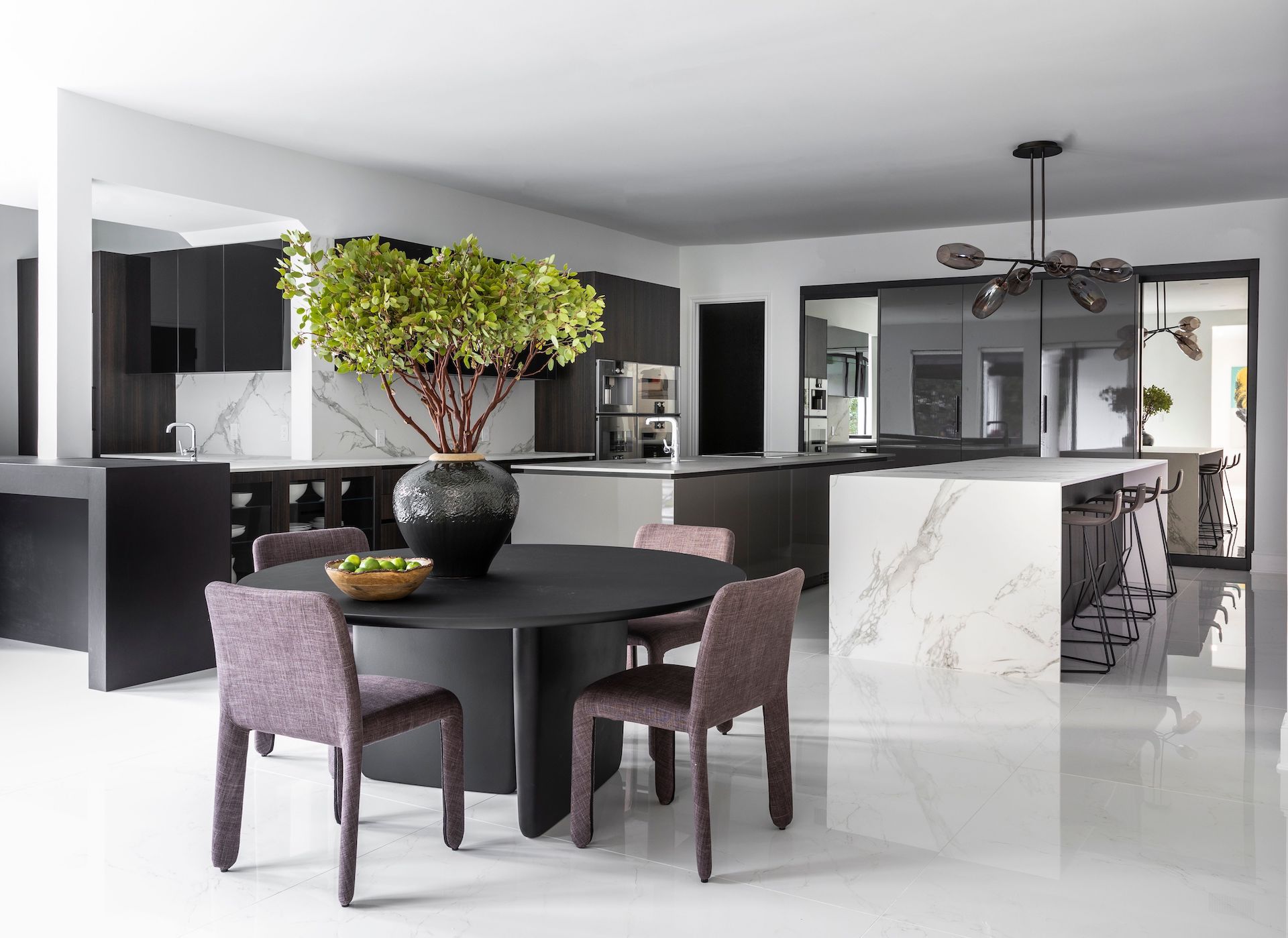 dark minimalist kitchen