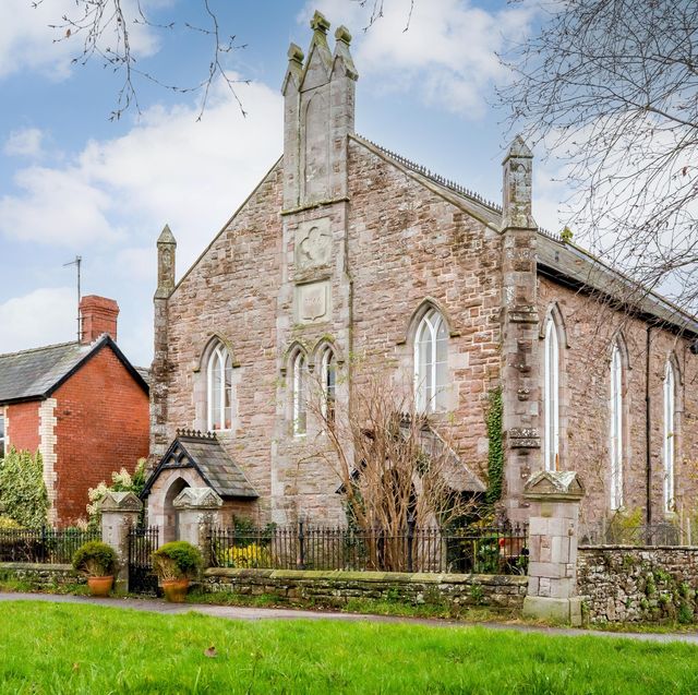 rent this converted chapel in glasbury, brecon beacons