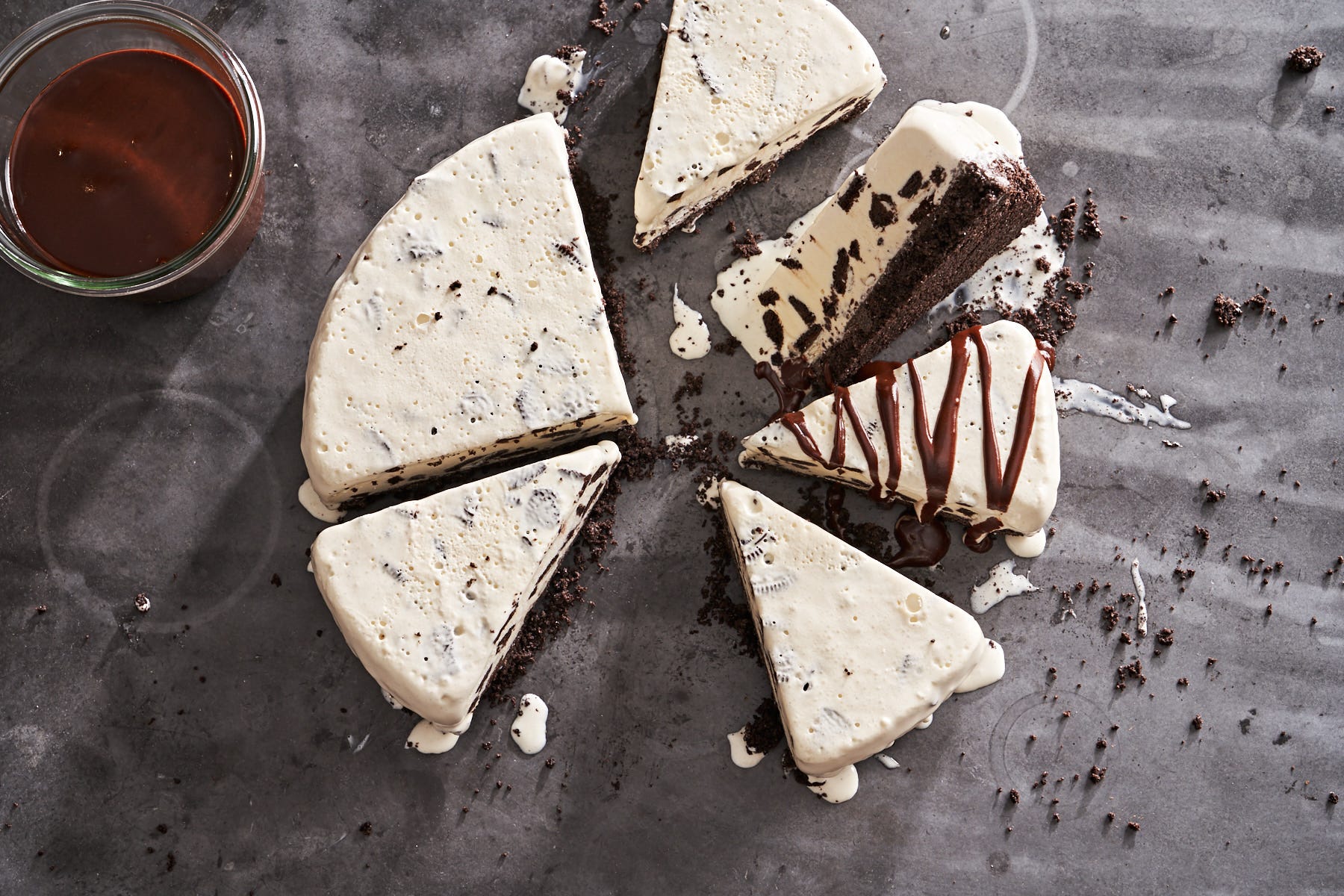 Eitan Bernath's Cookies 'N' Cream Ice Cream Pie Is A Summertime Game-Changer