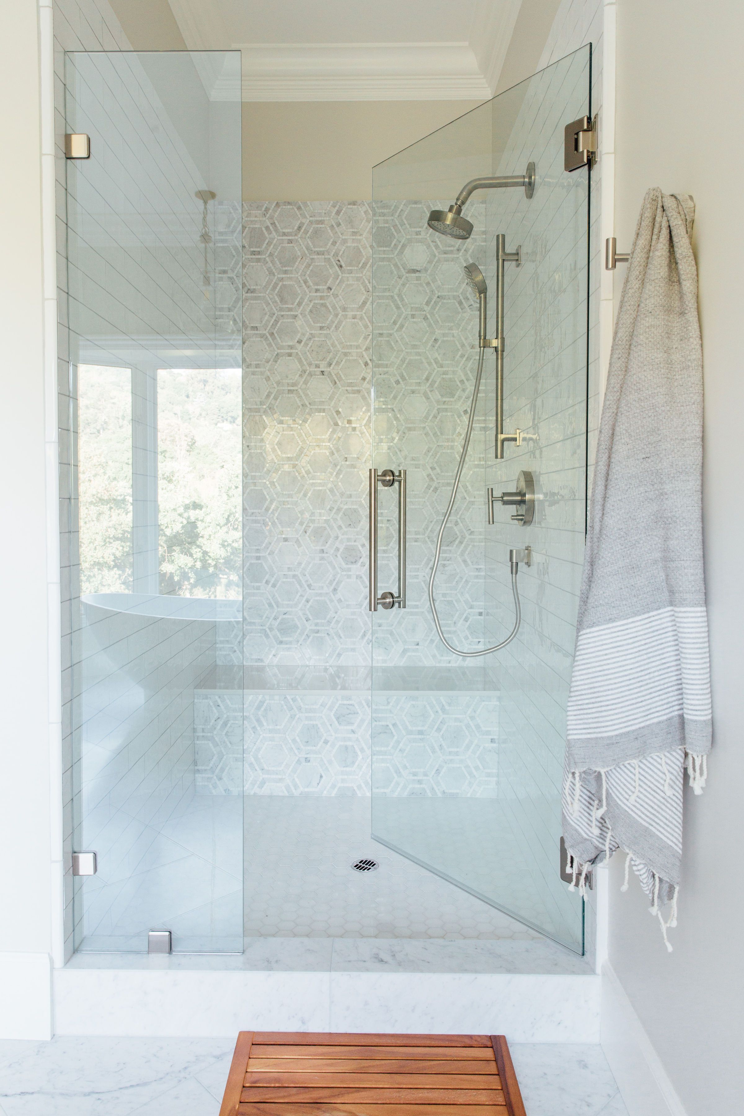18 Small Shower Ideas That'll Make Your Bathroom Feel Spacious