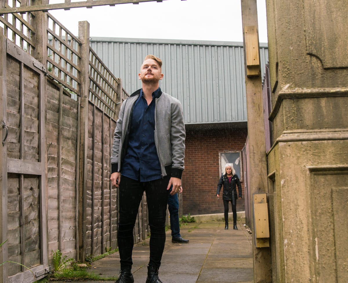 Coronation Street spoilers - Gary Windass considers exit