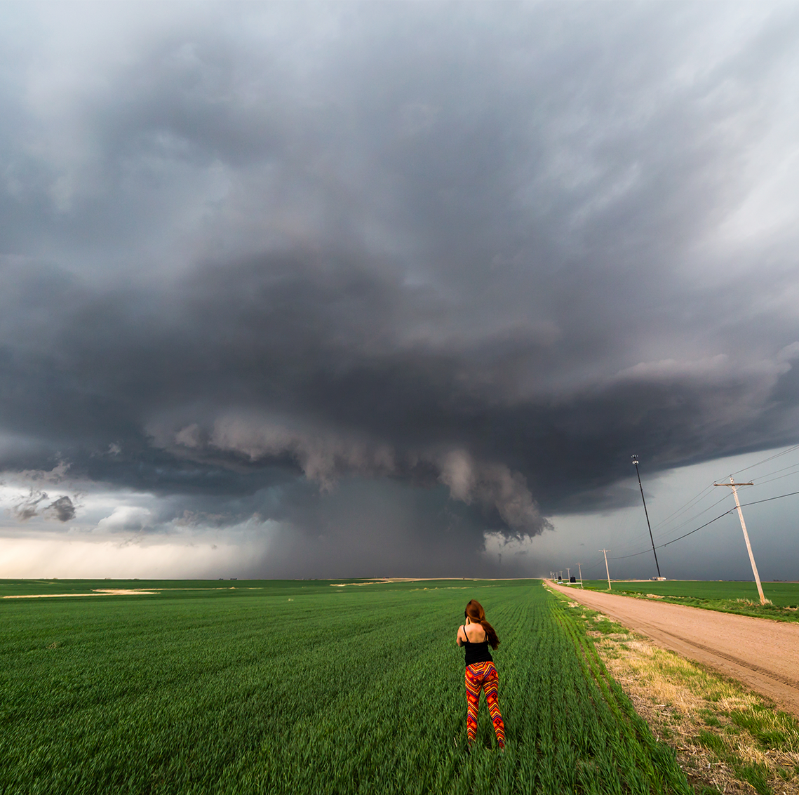These Women Risk Their Lives to Photograph the Most Severe, Dangerous Storms America Has Ever Seen