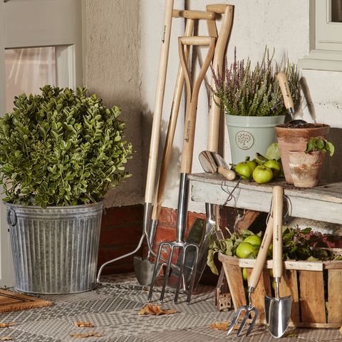 country living garden tools at homebase﻿