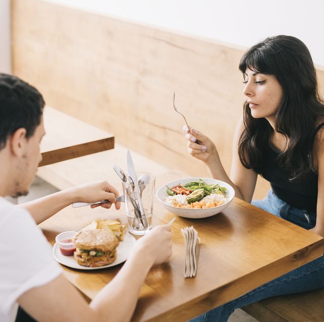 couple on a date, eating vegetarian food