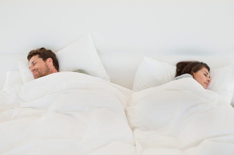 Qué significa la postura en la que duermes con tu pareja Qué significa la postura en la que duermes con tu pareja