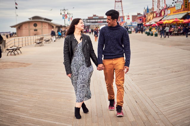 40 First Date Ideas That Will Make You Look Like a Creative Genius