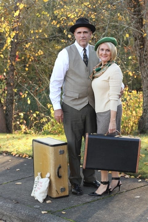 couples halloween costumes bonnie and clyde