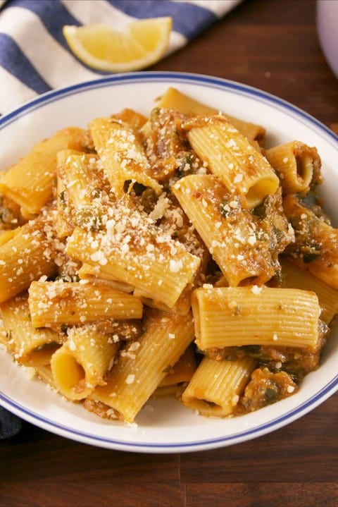Easy Pasta Recipes - 24 Easy To Make Pasta Dinners