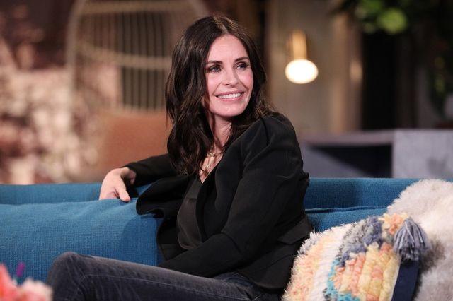 busy tonight    episode 1074    pictured guest courteney cox on the set of busy tonight    photo by jordin althause entertainmentnbcu photo banknbcuniversal via getty images