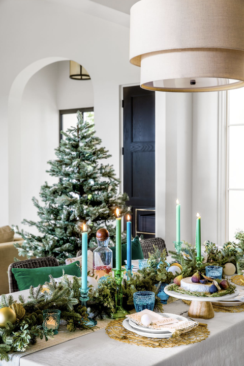 christmas tablescape and tree decorations