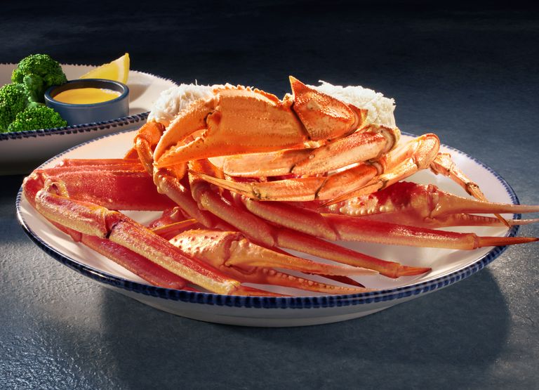 Crabfest Is Back At Red Lobster And It’s Actually A Pretty Great Deal