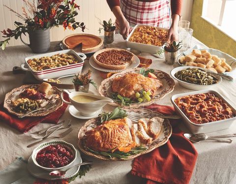 Cracker Barrel Selling Heat N Serve Thanksgiving Dinners You Can Prepare In Two Hours