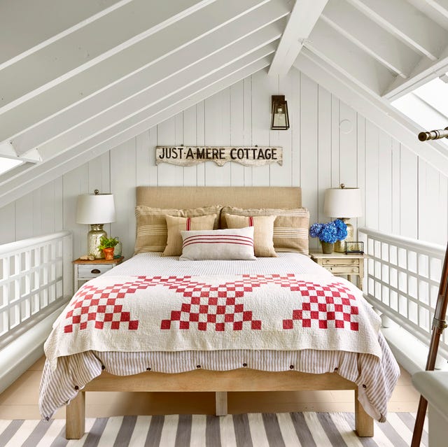 beach house bedroom with creamy white walls