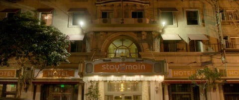 True Story Crime Scene Vanishing At The Cecil Hotel Cecil Hotel History Ghosts And Crimes True Story Crime Scene Vanishing At The Cecil Hotel Cecil Hotel History Ghosts And Crimes