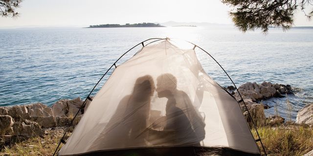 8 Camping Sex Tips for People Who Want to Get It on in the Great Outdoors