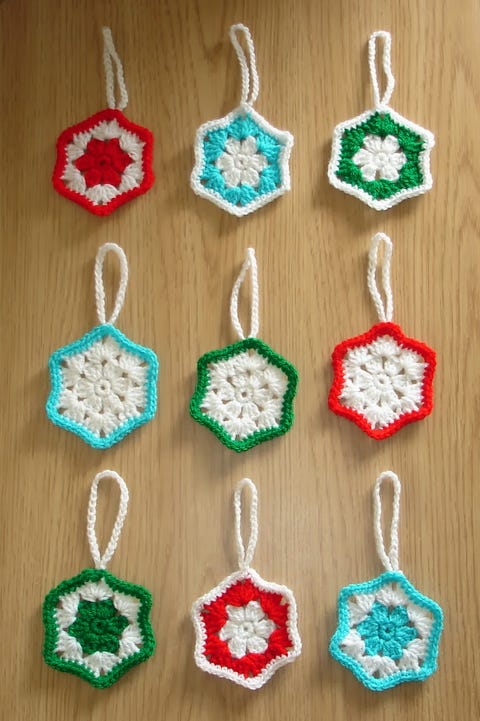 Christmas ornaments trinket on crochet Christmas ornaments trinket on crochet