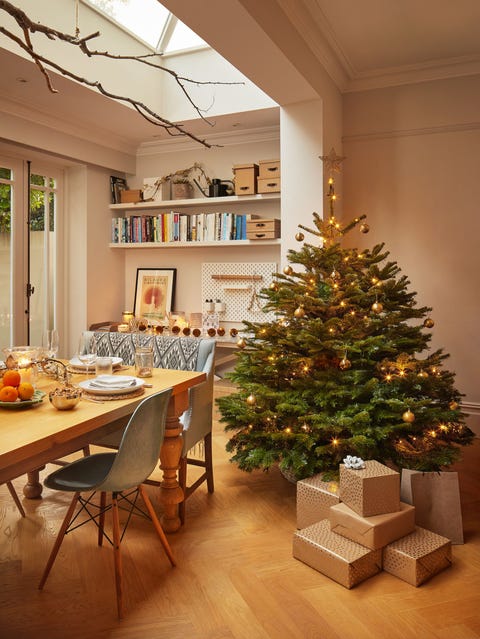 15 Christmas Decor Trends For 2021, Predicted By Interior Experts