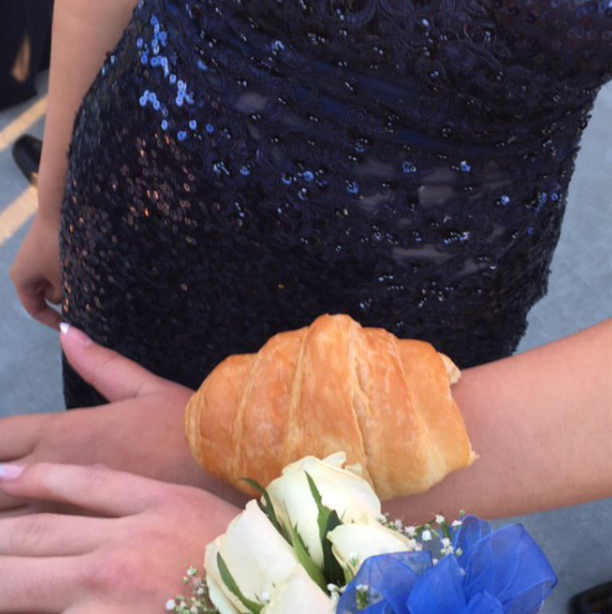 prom croissant