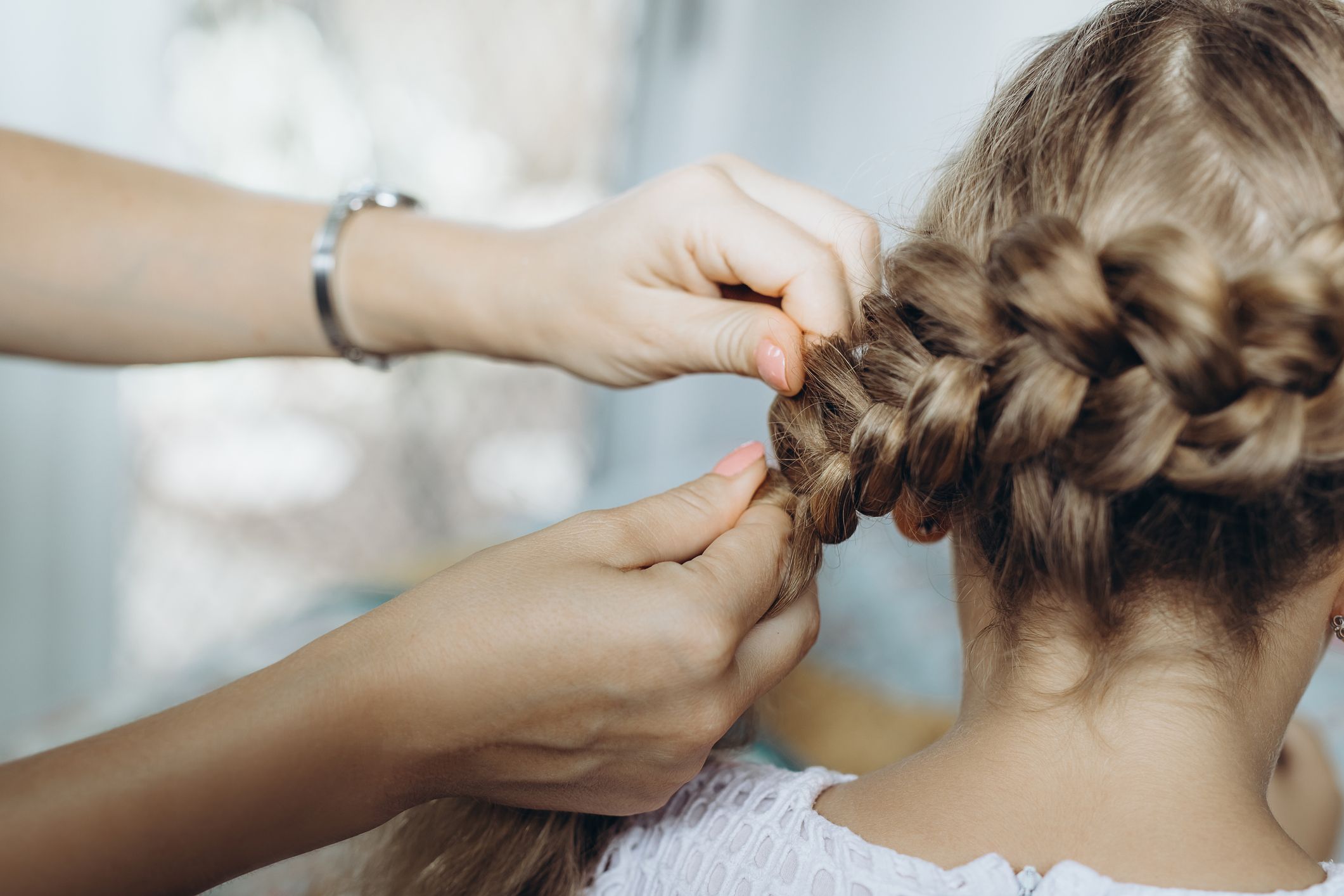 trenzas en moños para la fiesta que  Peinados y Cortes  Facebook