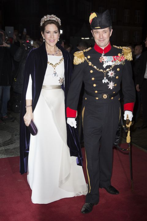 queen margrethe hosts new year's banquet