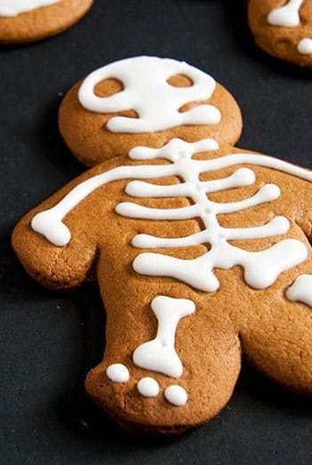 Gingerbread, Snack, Cookies and crackers, Food, Biscuit, Lebkuchen, Dessert, Cookie, Bredele, Icing, Gingerbread, Snack, Cookies and crackers, Food, Biscuit, Lebkuchen, Dessert, Cookie, Bredele, Icing,