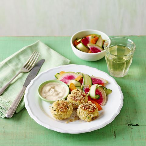 crunchy crab cakes with pickled veg