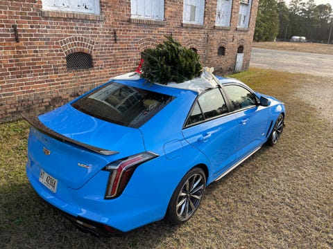 2022 cadillac ct4 v blacking with a christmas tree on the roof