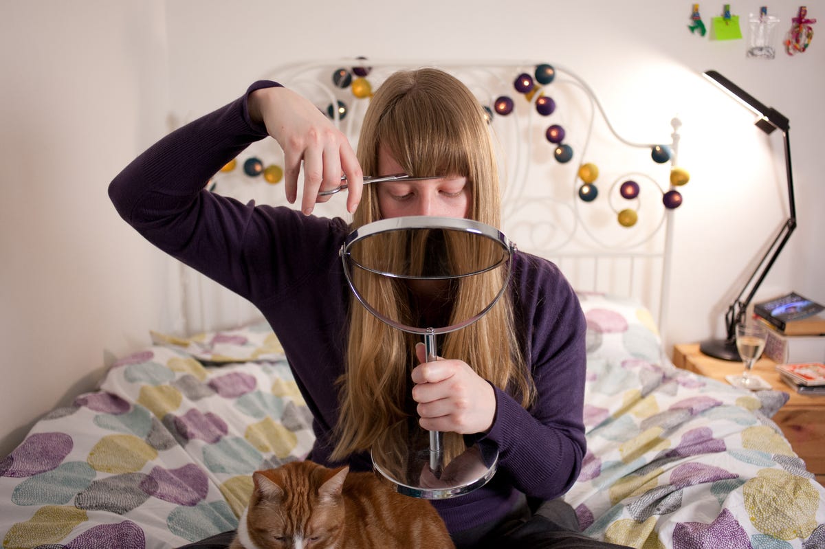 How To Cut Your Own Fringe At Home