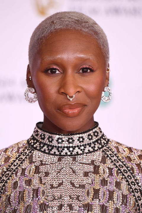 Nước hoa yêu thích của Cynthia Erivo | Favorite perfume of Hollywood female stars | Cre: Harpersbazaar