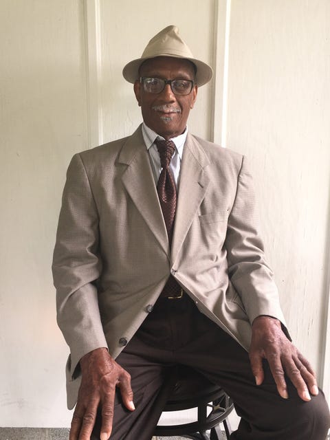 beronda’s dad willie montgomery dressed in his spring finest