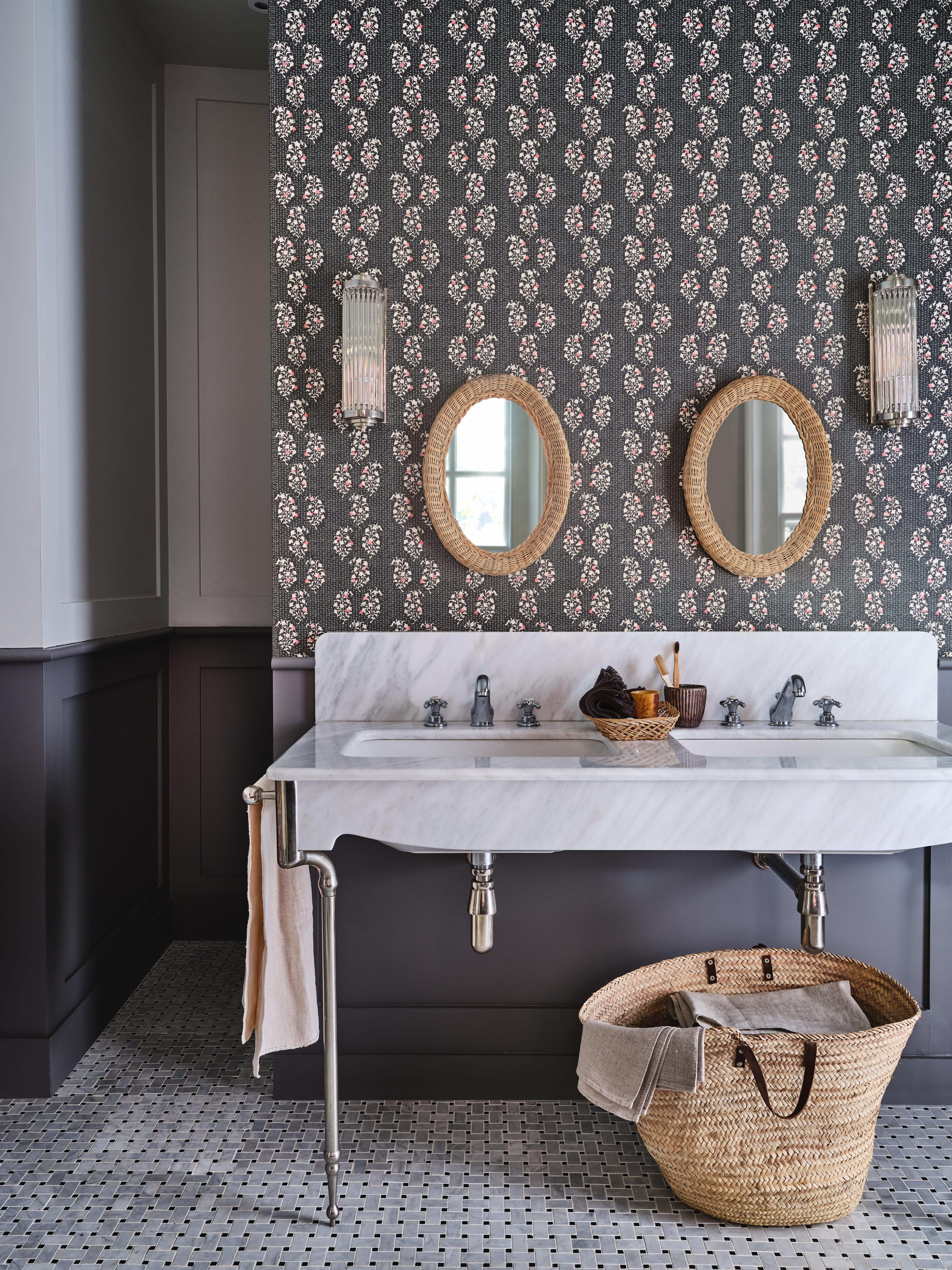 13 of the best wallpapers for bathrooms