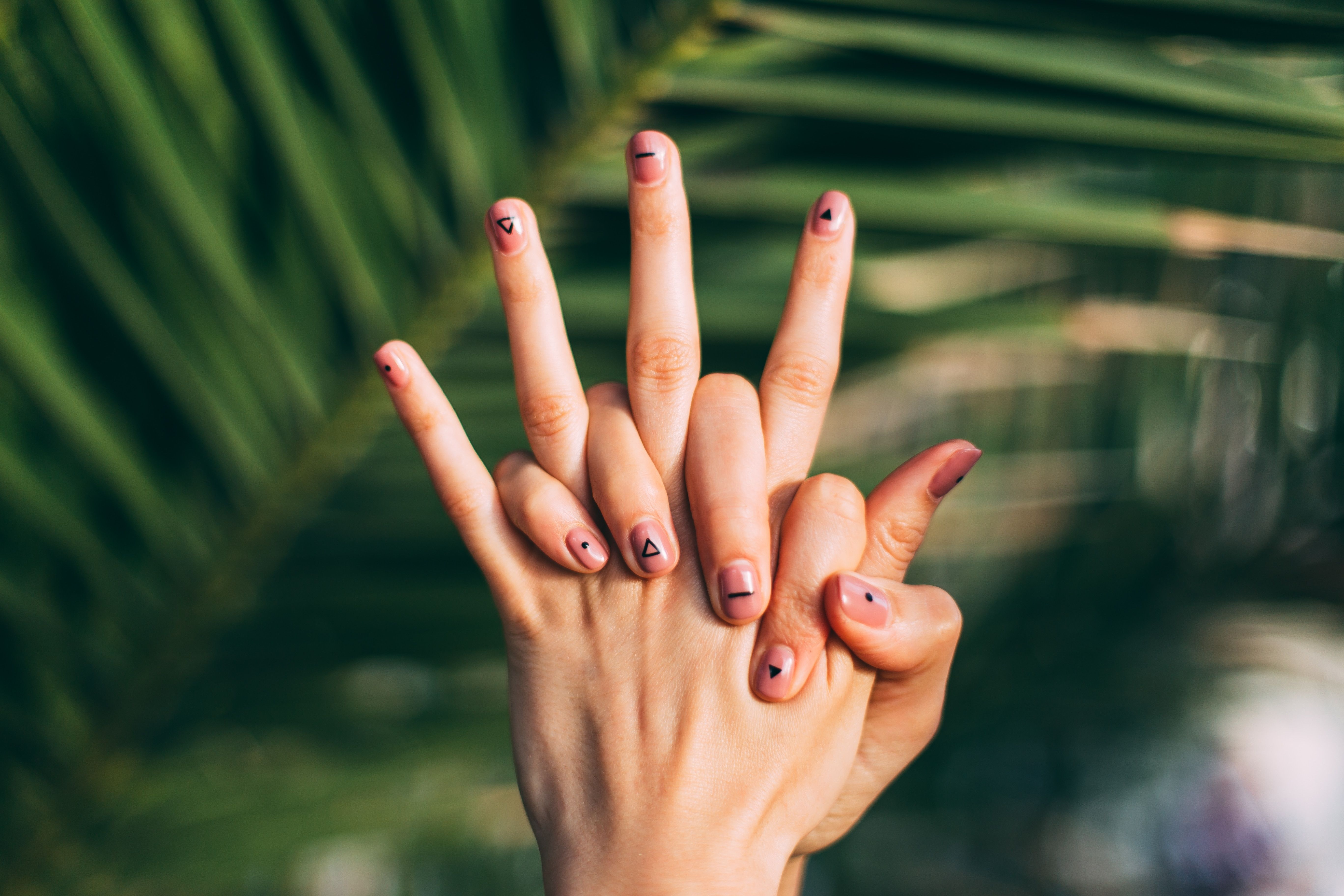 lacquer nails