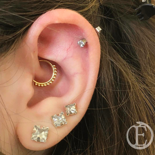 Ear piercings - piercing types and how 