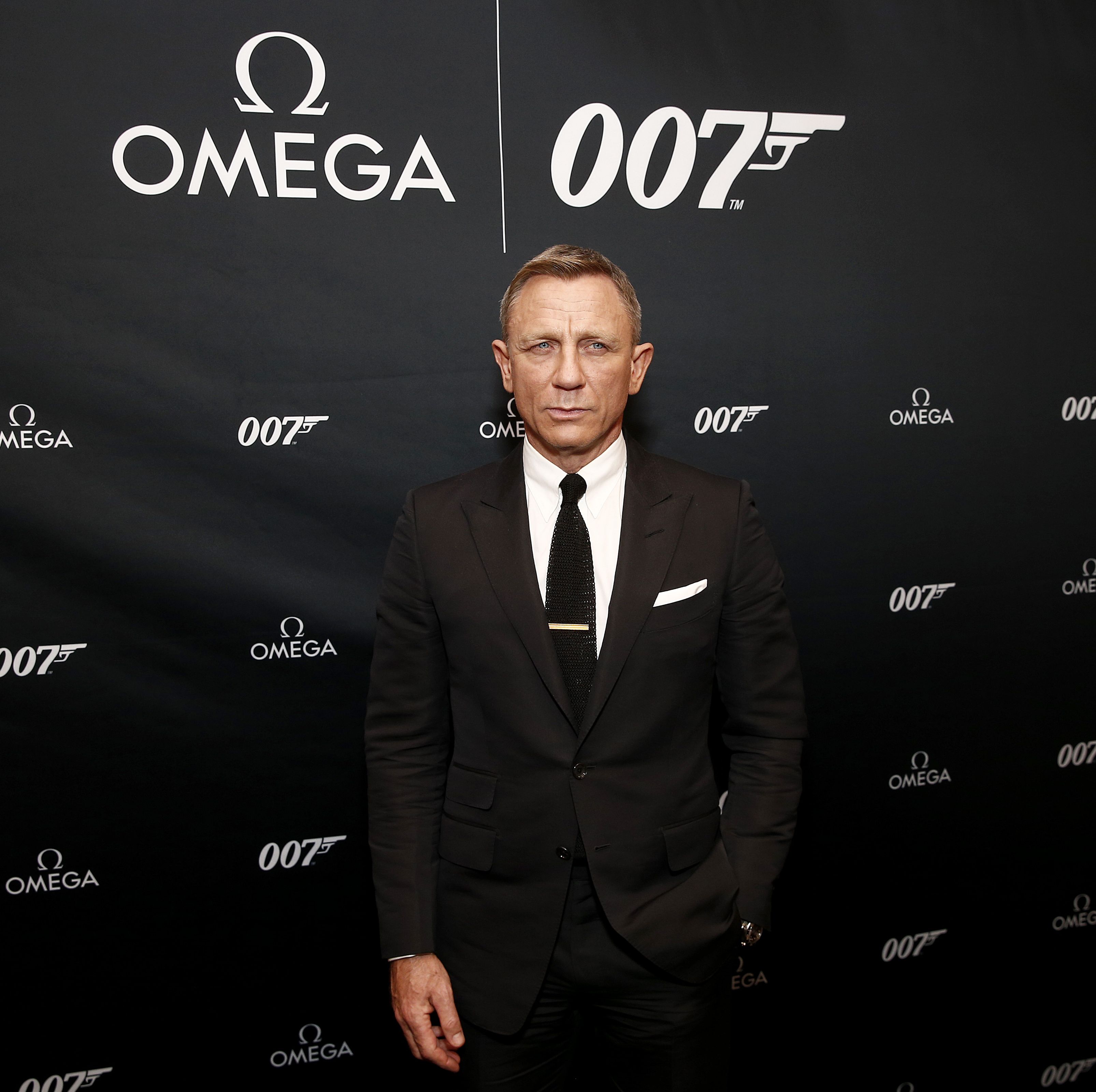 Daniel Craig Gets Emotional in His Goodbye Speech After Wrapping No Time to Die