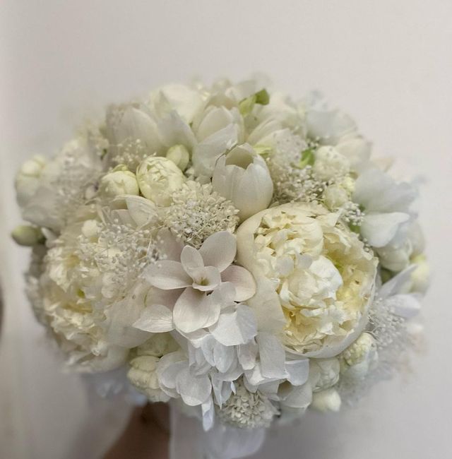 bouquet di fiori bianchi
