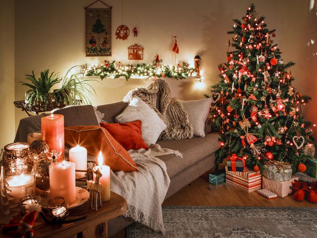 How To Decorate A Christmas Tree Like Professional - Mason Home Decor Christmas Tree