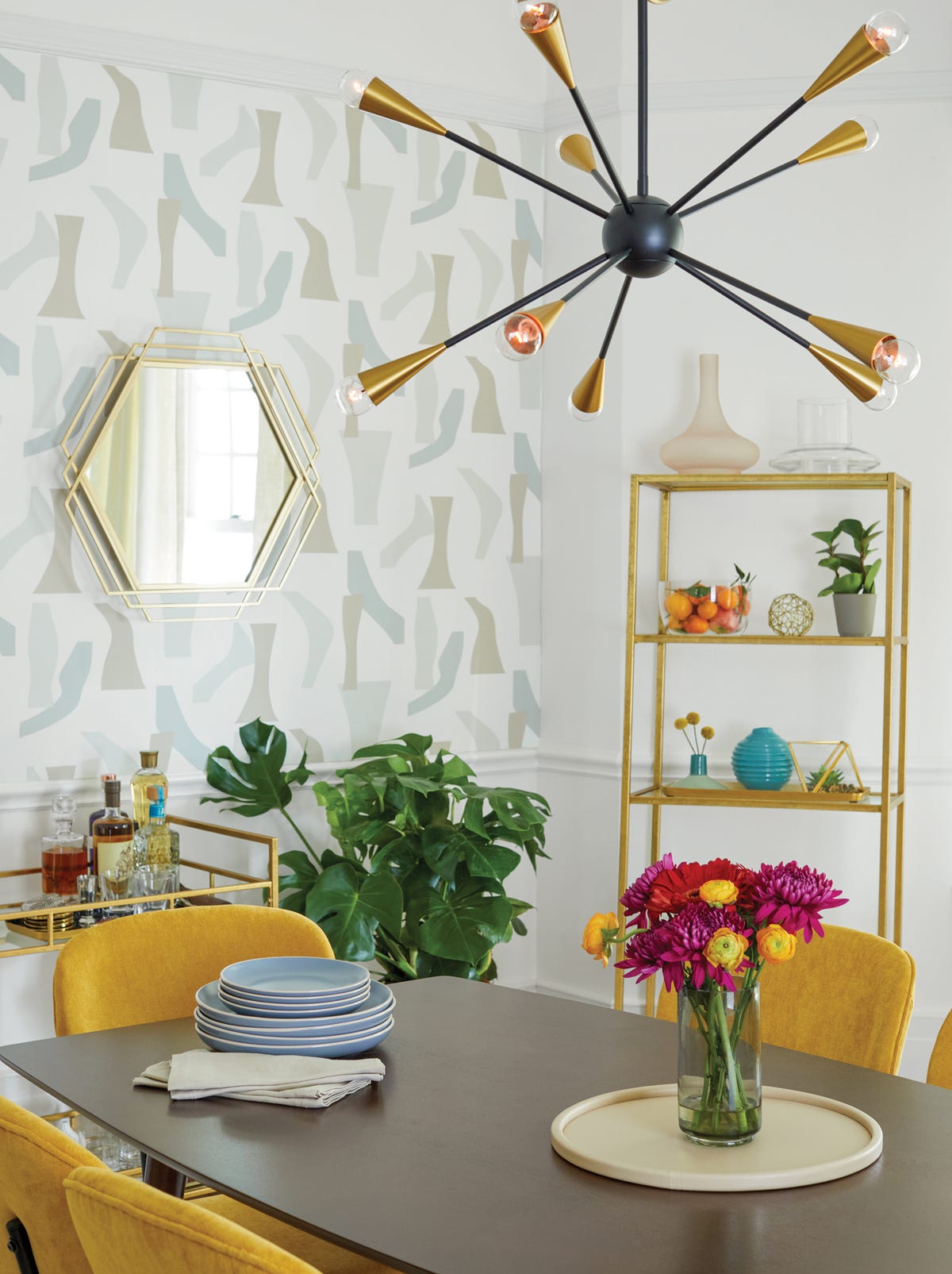 how-to-design-a-playful-yet-sophisticated-dining-room-made-for-everyday