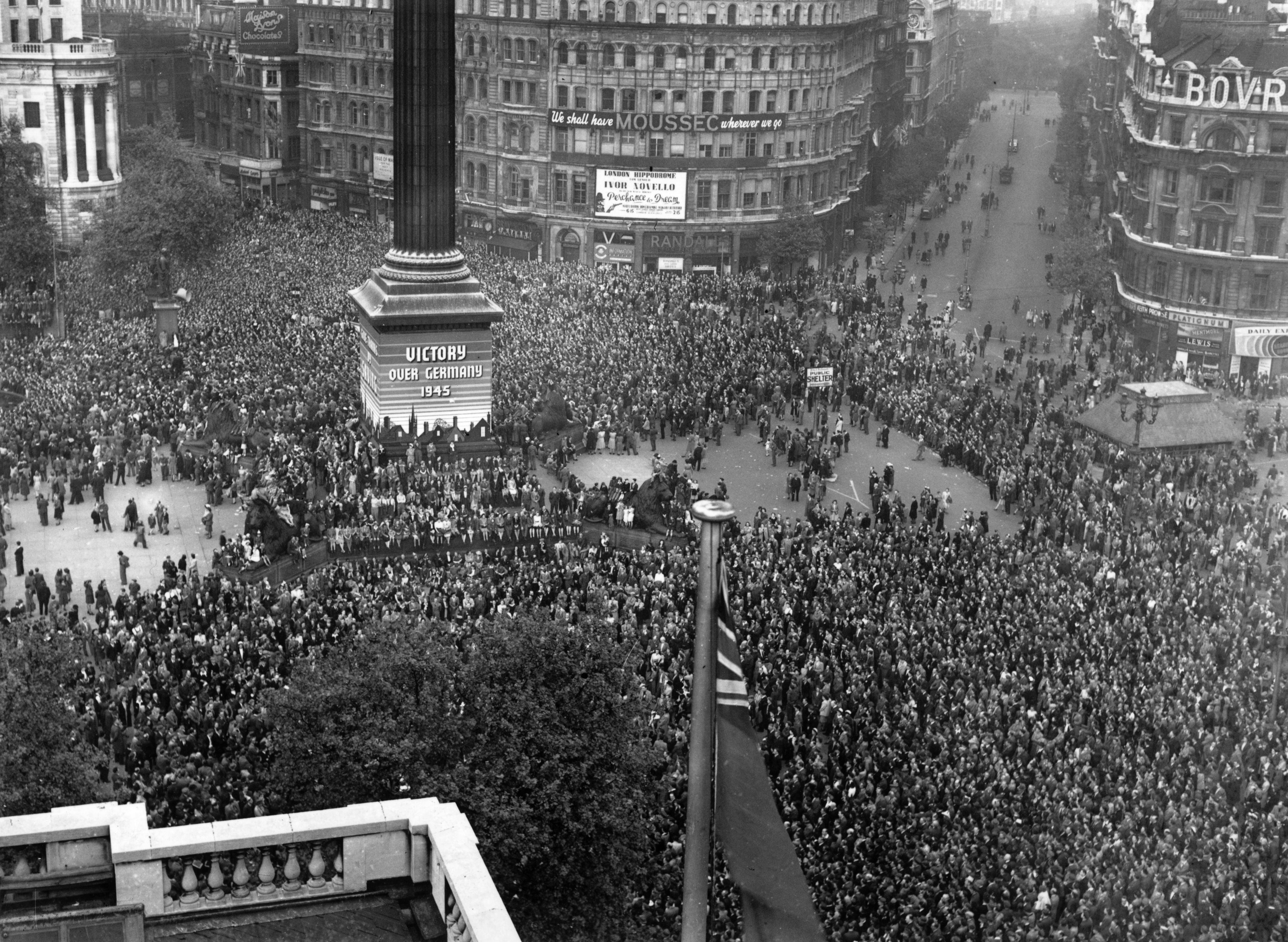 End Of World War II 70th Anniversary Photos - Victory In Europe Day