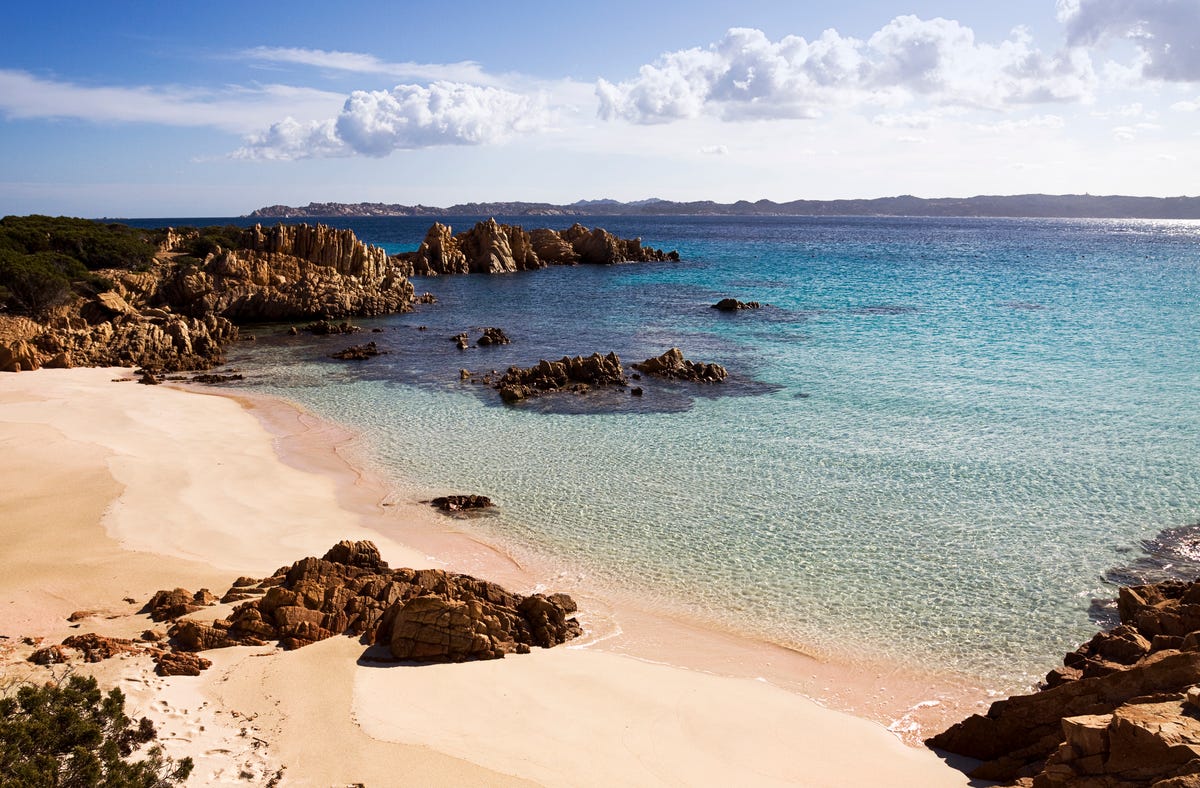 Le 10 Spiagge Rosa Più Belle Del Mondo