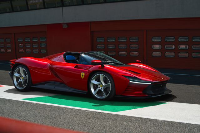 Ferrari daytona sp3